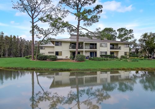 The outside view of a Sunshine Rental VRBO in Wesley Chapel FL