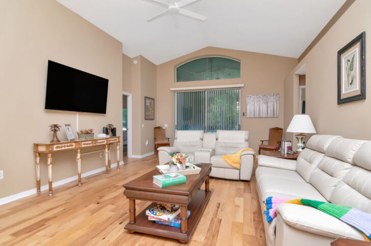 Entire Home in Beautiful Neighborhood