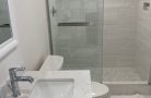 Newly Renovated 2 Bedroom/2 Bathroom Close to Beaches