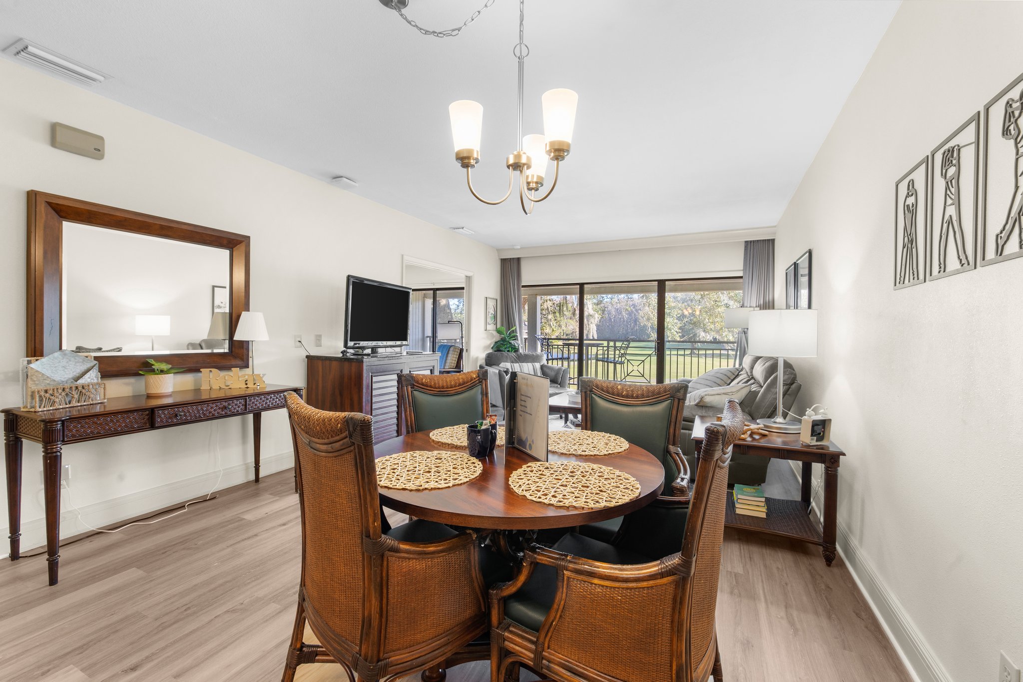 The dining and living space of Rental Properties in the Tampa Bay Area