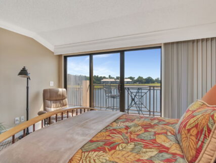 Premium 2br-2ba lakeview condo. Sleeps 8 (3276)