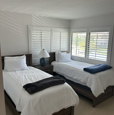 Cozy, Quiet 2 bed/2bath condo in Saddlebrook (3202)