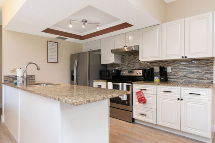 Spacious 2bd-2ba Townhome located in Saddlebrook