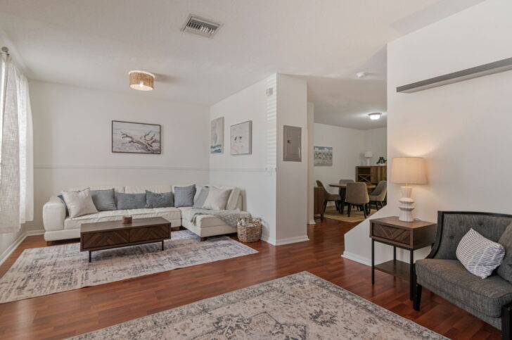 Amazing 3br-3ba home in desirable Meadow Pointe