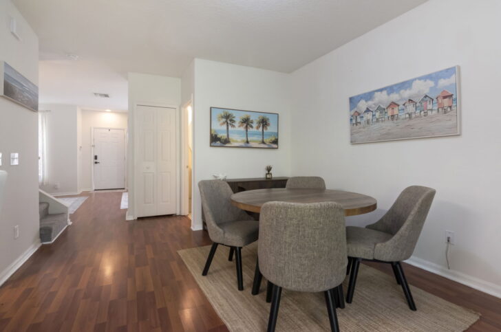 Amazing 3br-3ba home in desirable Meadow Pointe