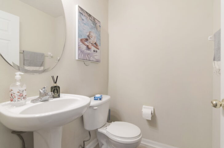 Amazing 3br-3ba home in desirable Meadow Pointe