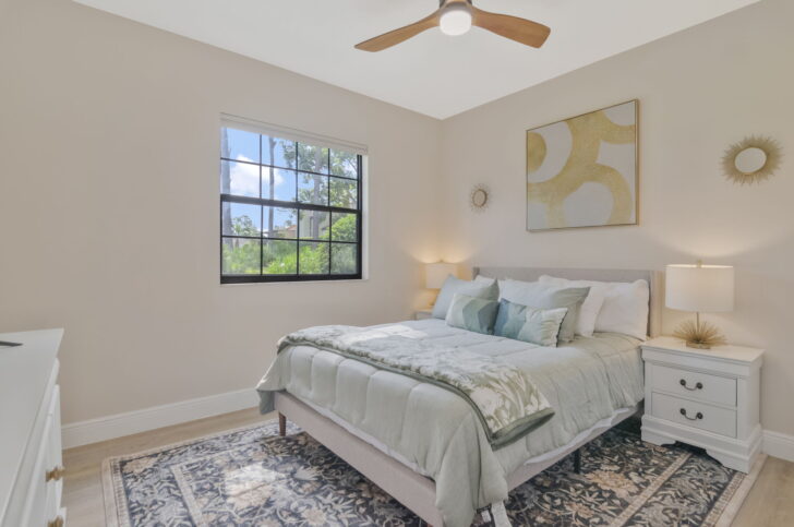 Spacious 2bd-2ba Townhome located in Saddlebrook