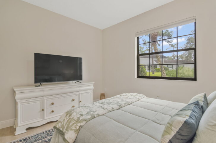 Spacious 2bd-2ba Townhome located in Saddlebrook