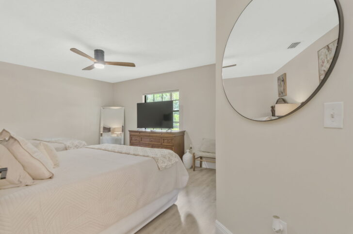 Spacious 2bd-2ba Townhome located in Saddlebrook