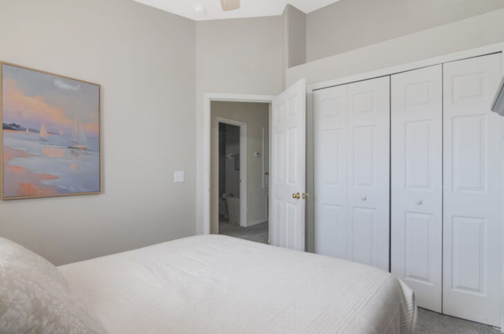 Amazing 3br-3ba home in desirable Meadow Pointe