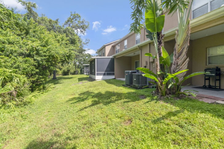 Amazing 3br-3ba home in desirable Meadow Pointe